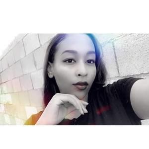 Meet your Posher, Jonique